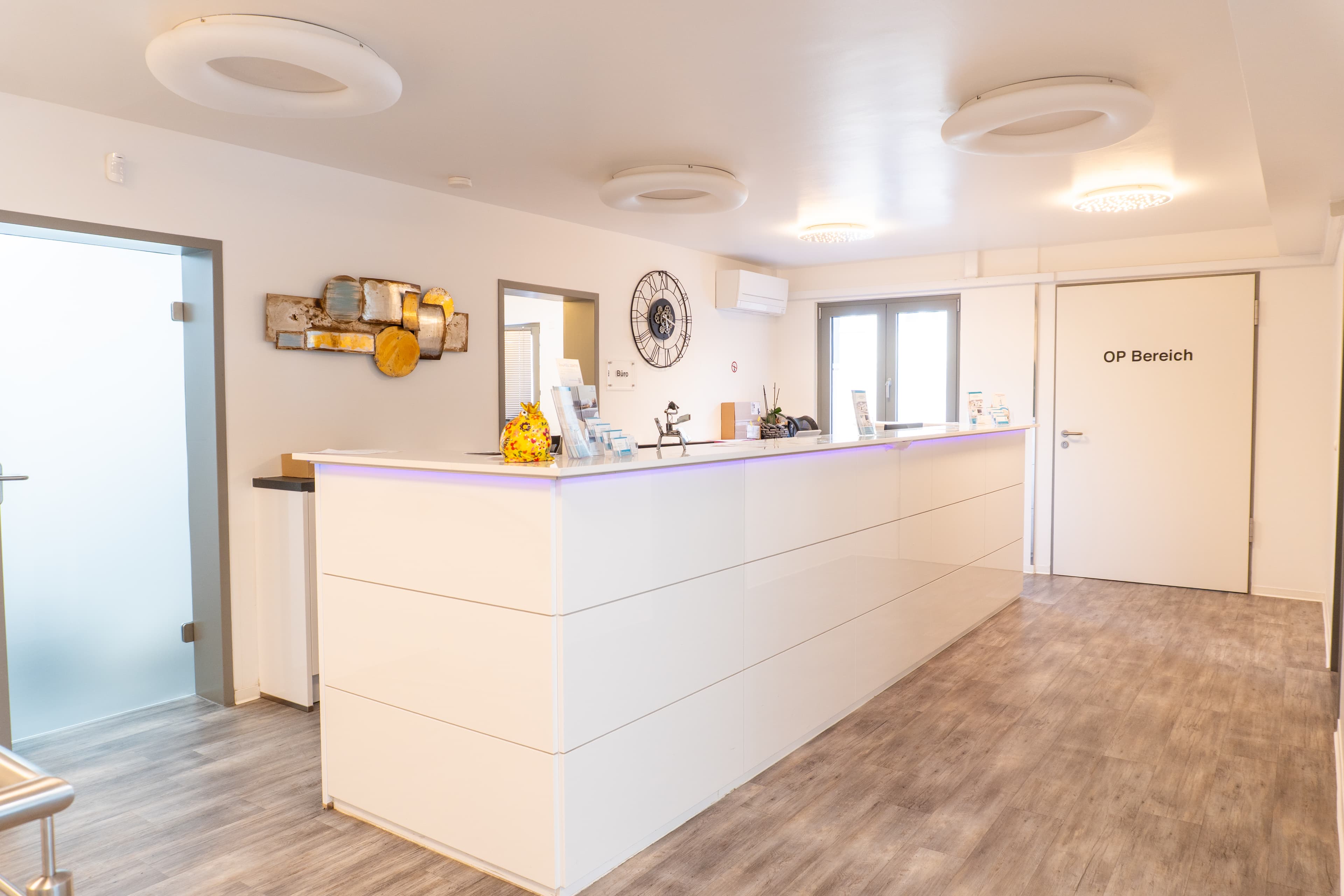 2. Empfang & Anmeldung – persönlich, organisiert, erreichbar